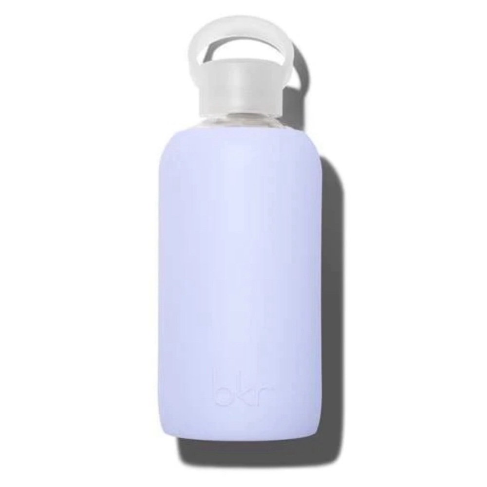 NWT bkr 1L (32 oz) Jil Periwinkle Blue/Lavender Sleeve and Glass Water Bottle